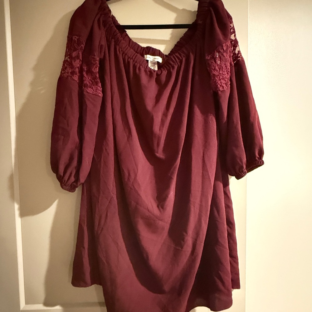 Chic Burgundy Off-Shoulder Boho Mini Dress